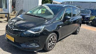 Coche accidentado Opel Zafira 1.6 CDTI BJ 2018 ! 2018/9