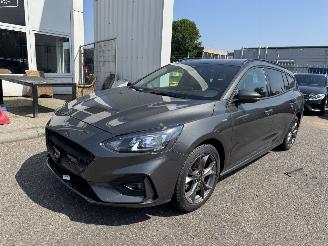 Schadeauto Ford Focus 1.0 EcoBoost Hybrid ST Line Business 2022/2