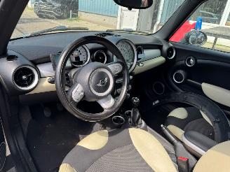 Mini Cooper 3-Deurs 1.6 Cooper Business Line picture 8