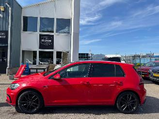 Volkswagen Golf 1.0 TSI Highline Business R PANORAMADAK picture 2