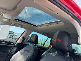 Volkswagen Golf 1.0 TSI Highline Business R PANORAMADAK picture 14