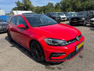 Volkswagen Golf 1.0 TSI Highline Business R PANORAMADAK picture 6