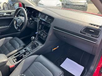 Volkswagen Golf 1.0 TSI Highline Business R PANORAMADAK picture 13