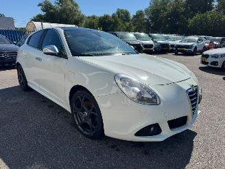 Voiture accidenté Alfa Romeo Giulietta 2.0 JTDm Distinctive 2011/11