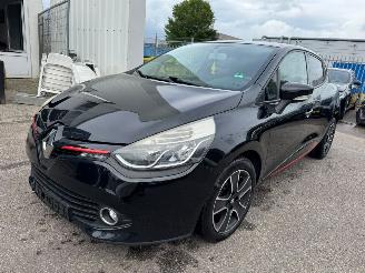 uszkodzony samochody osobowe Renault Clio 0.9 TCe Expression 2013/9