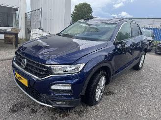 Schadeauto Volkswagen T-Roc 1.5 TSI Style 2020/1