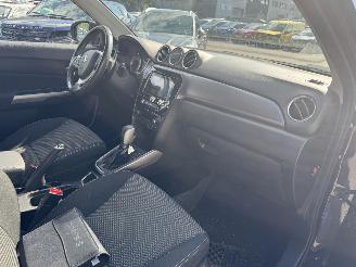 Suzuki Vitara 1.4 Boosterjet Select Smart Hybrid picture 13