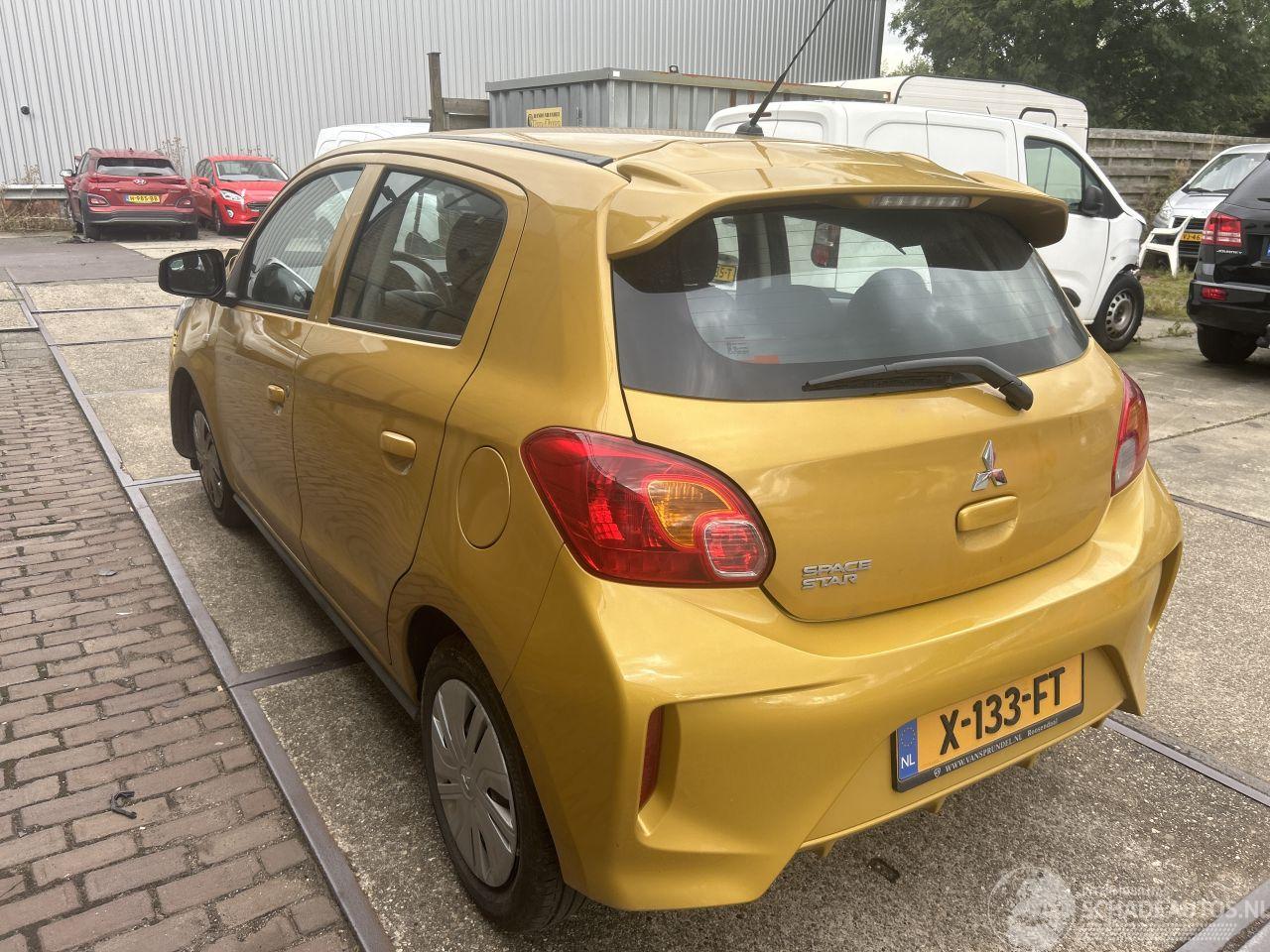 Mitsubishi Space-star 1.2 CONNECT +