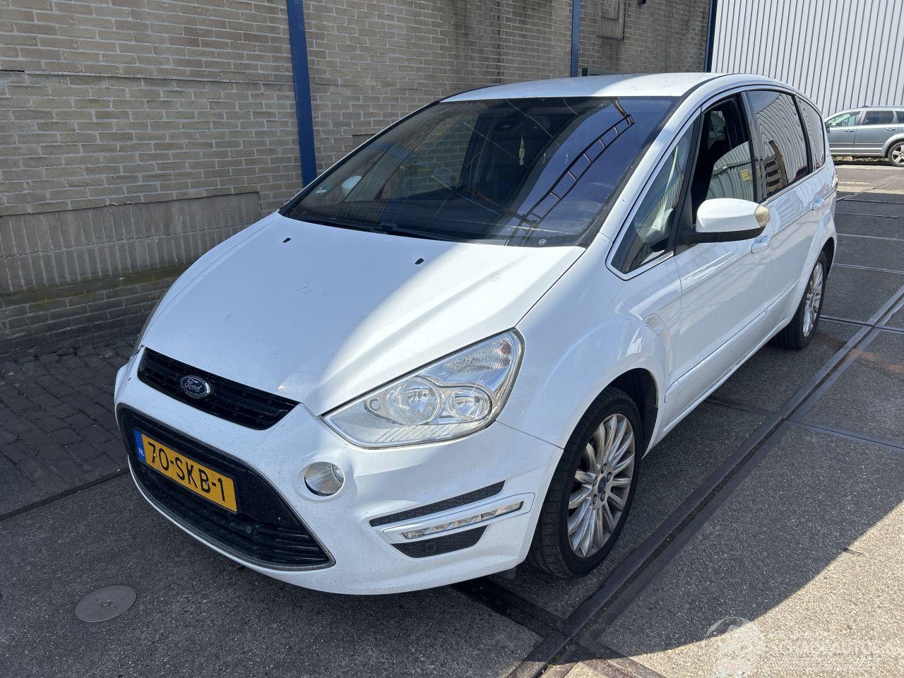Ford S-Max 1.6 ECOBOOST TITANIUM