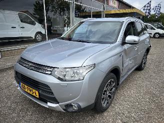 Mitsubishi Outlander 2.0 PHEV INSTYLE+ X-LINE picture 3