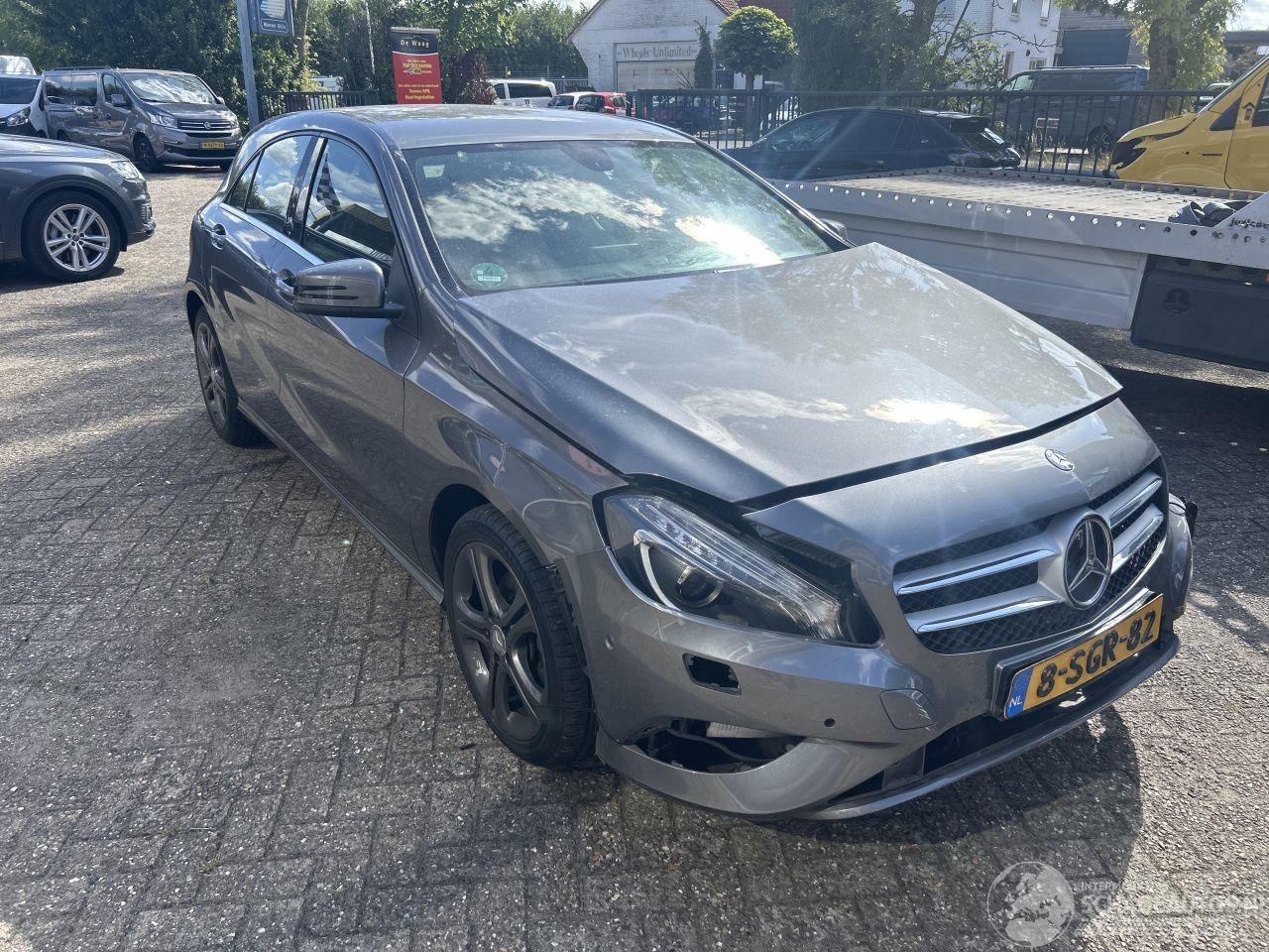 Mercedes A-klasse 180 AMBITION
