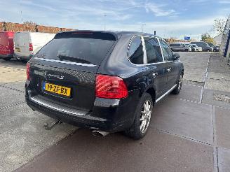 krockskadad bil auto Porsche Cayenne 4.5 S 2006/11
