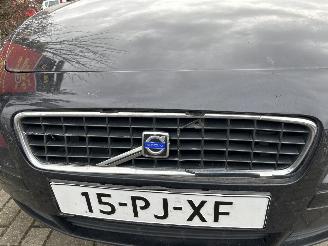 Volvo V-50 2.4 MOMENTUM picture 6