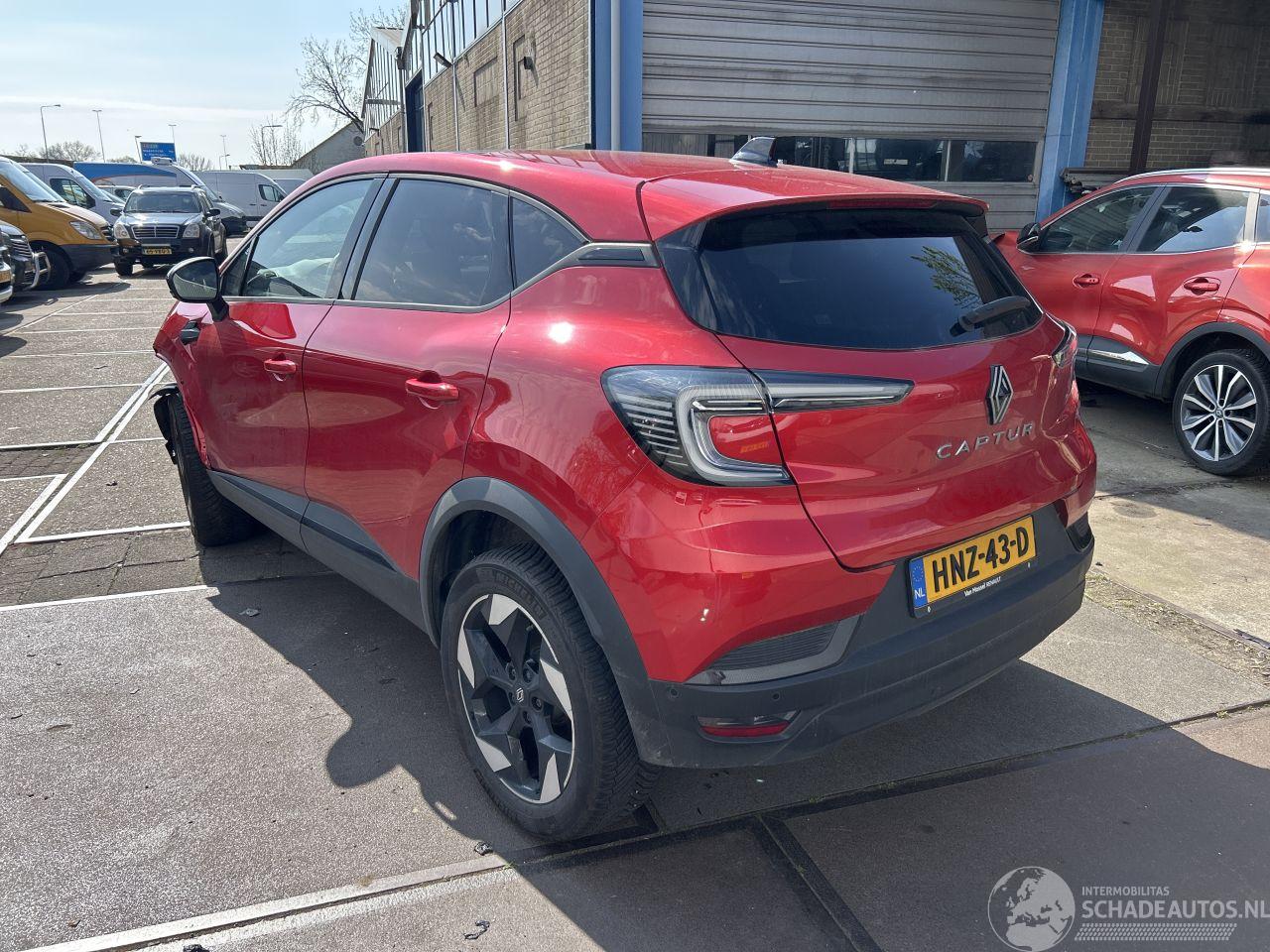 Renault Captur 1.3 MILD HYBRID 140 TECHNO