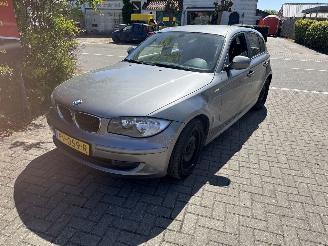 Auto incidentate BMW 1-serie 116 I High Executive 2010/3