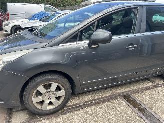Peugeot 5008 1.6 THP FAMILY 7 PERSOONS picture 6