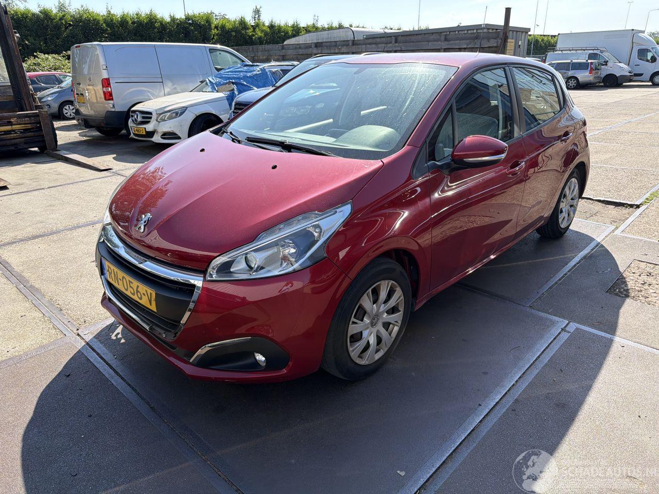 Peugeot 208 1.2 Pure Tech Blue Lion