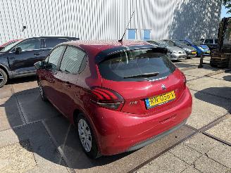 Peugeot 208 1.2 Pure Tech Blue Lion picture 2