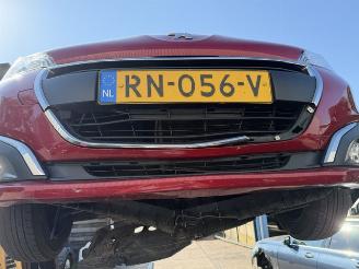 Peugeot 208 1.2 Pure Tech Blue Lion picture 6