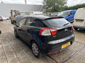 damaged passenger cars Kia Rio 1.2 CVVT COMFORT PACK 2012/9