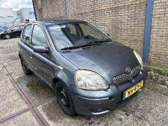 Auto incidentate Toyota Yaris 1.3 VVT-I  TERRA 2005/12