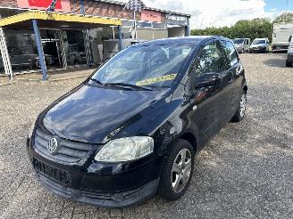 Damaged car Volkswagen Fox 1.2 TRENDLINE 2010/4