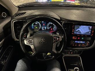 Mitsubishi Outlander 2.0 PHEV instyle NL NAP! picture 18