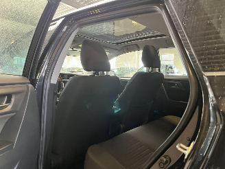 Toyota Auris 1.8 Hybrid NAP! picture 14