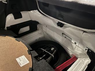 Volkswagen Up! 1.0 move up! BlueMotion picture 9