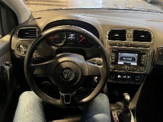 Volkswagen Polo 1.2 TSI Highline Automaat! picture 16