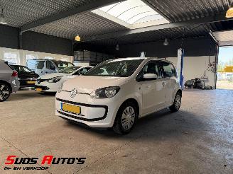 Schadeauto Volkswagen Up! 1.0 move up! BlueMotion NL NAP! 2014/5