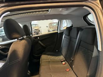 Peugeot 2008 1.2 PureTech Blue Lion picture 16
