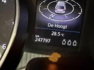 Volkswagen Passat 1.6 TDI BlueMotion picture 26