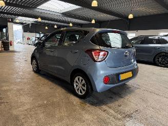 Hyundai I-10 1.0i picture 3