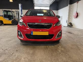 Peugeot 108 1.0 e-VTi Allure NAP! picture 8