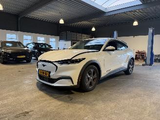 Ford Mustang Mach-e Extended RWD 98 KWH 30.000 NAP! 2023/5