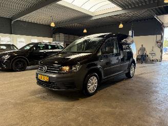 damaged commercial vehicles Volkswagen Caddy 2.0 TDI 197.000 NAP! 2019/11