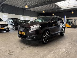 Vaurioauto  passenger cars Nissan Qashqai 1.6 Connect Edition 157.000 NAP! 2012/3