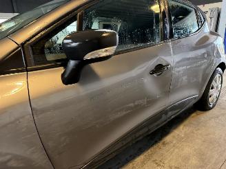 Renault Clio 1.5 dCi ECO Authentique picture 9