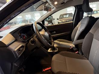 Dacia Sandero Stepway 1.0 TCe 110 Extreme picture 17