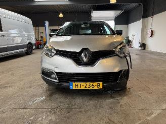 Renault Captur 1.2 TCe 120 EDC picture 8