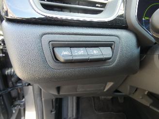 Renault Captur 1.6 E-Tech Hybrid 145 SL Rive Gauche picture 14