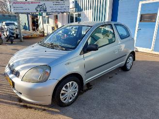 Schadeauto Toyota Yaris Yaris (P1) Hatchback 1.3 16V VVT-i 2001/2