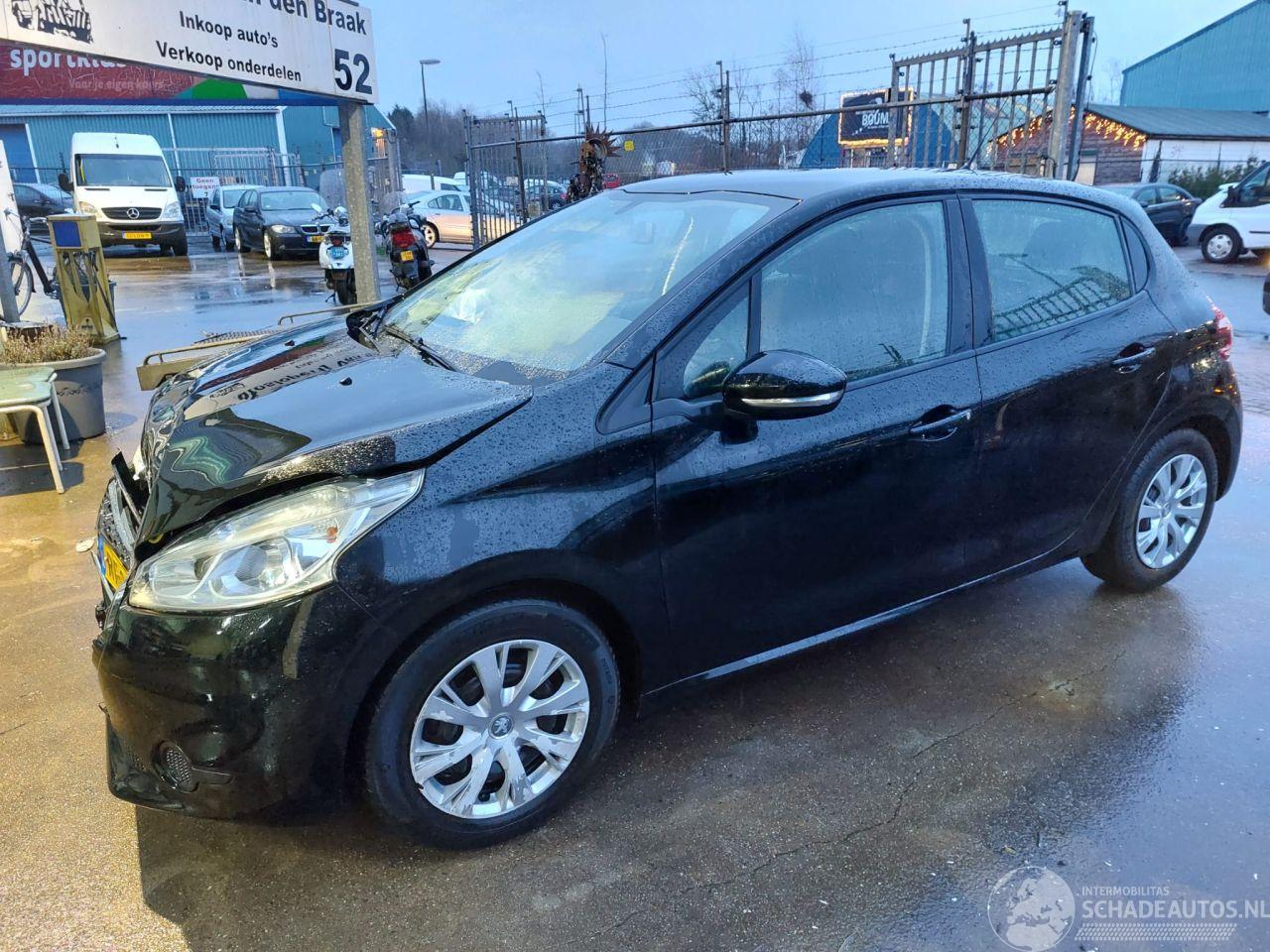 Peugeot 208 208 I (CA/CC/CK/CL) Hatchback 1.2 Vti 12V PureTech 82