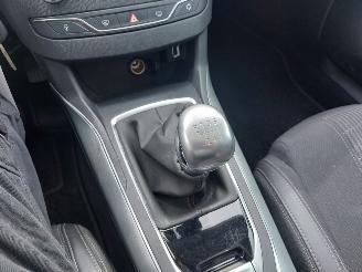 Peugeot 308 Gerserveerd 308 SW  Combi 5-drs 1.2 12V e-THP PureTech 110 picture 12