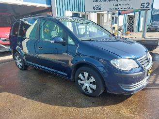 Volkswagen Touran Touran (1T1/T2) MPV 1.4 16V TSI 140 picture 3
