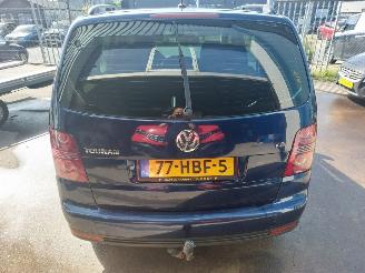 Volkswagen Touran Touran (1T1/T2) MPV 1.4 16V TSI 140 picture 5