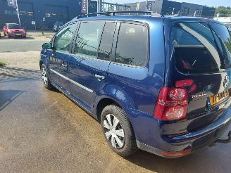 Volkswagen Touran Touran (1T1/T2) MPV 1.4 16V TSI 140 picture 4