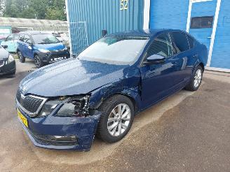 Coche accidentado Skoda Octavia Octavia (5EAA) Liftback 1.6 TDI 16V 2017/9
