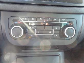 Volkswagen Tiguan (5N1/2) SUV 1.4 TSI 16V (CAVD) picture 11